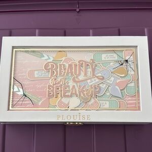 P.Louise Beauty in the Breakup Palette